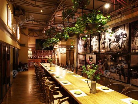 铺专家：你们觉得找转店公司转店靠谱吗？
